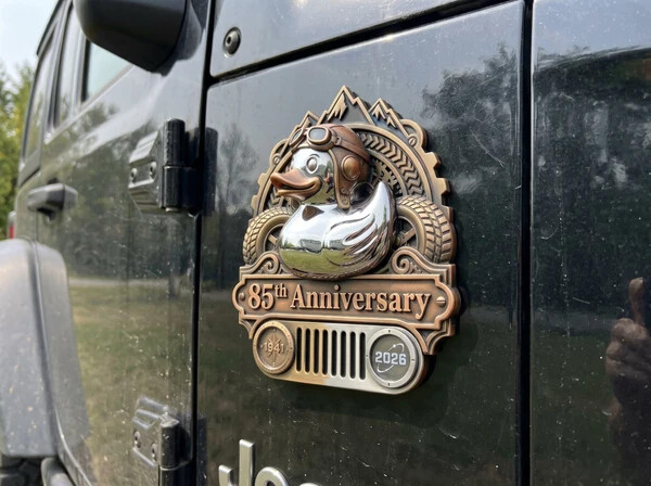🔥Last Day 50% OFF - 🚗🦆 Rubber Duck Badge